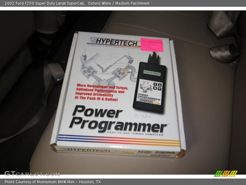 Oxford White / Medium Parchment 2002 Ford F250 Super Duty Lariat SuperCab