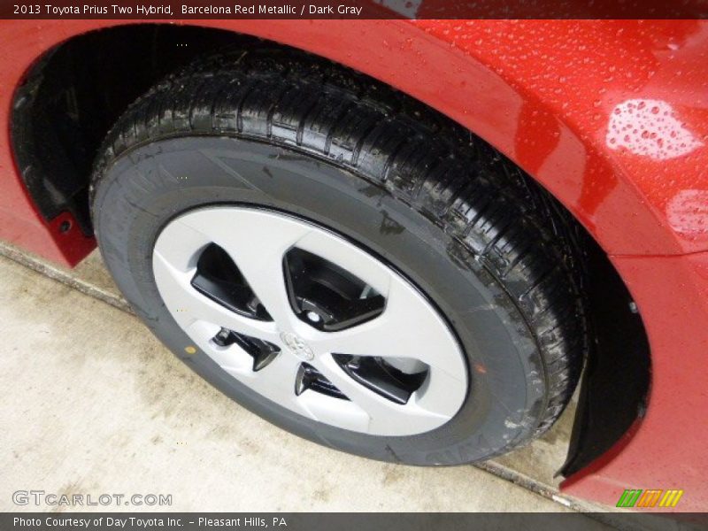 Barcelona Red Metallic / Dark Gray 2013 Toyota Prius Two Hybrid