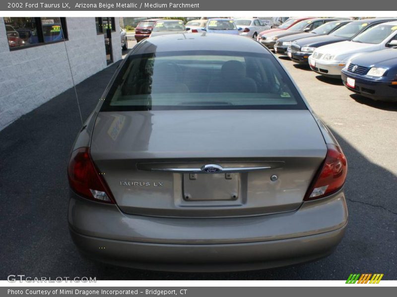 Arizona Beige Metallic / Medium Parchment 2002 Ford Taurus LX