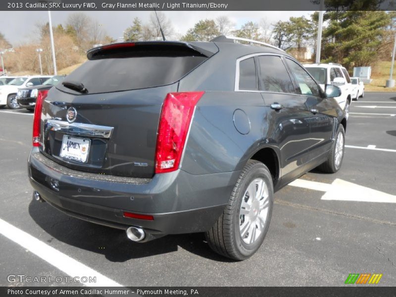 Gray Flannel Metallic / Light Titanium/Ebony 2013 Cadillac SRX Luxury FWD
