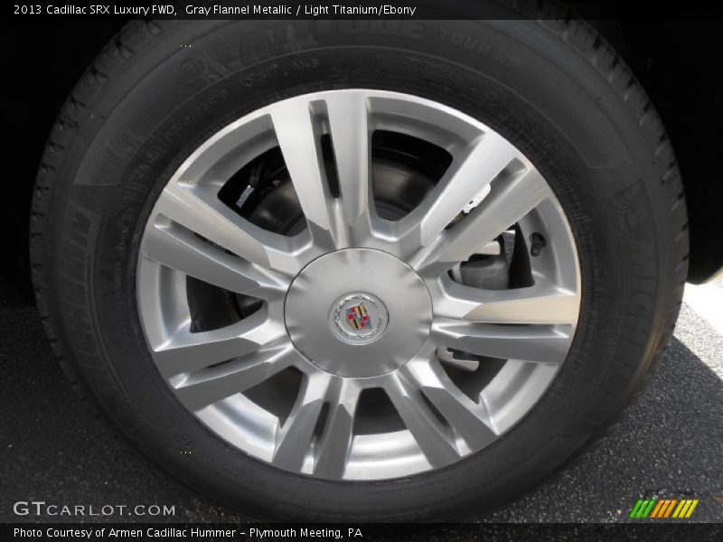 Gray Flannel Metallic / Light Titanium/Ebony 2013 Cadillac SRX Luxury FWD
