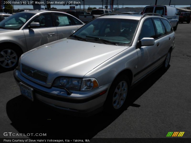 Silver Metallic / Off Black 2000 Volvo V40 1.9T Wagon