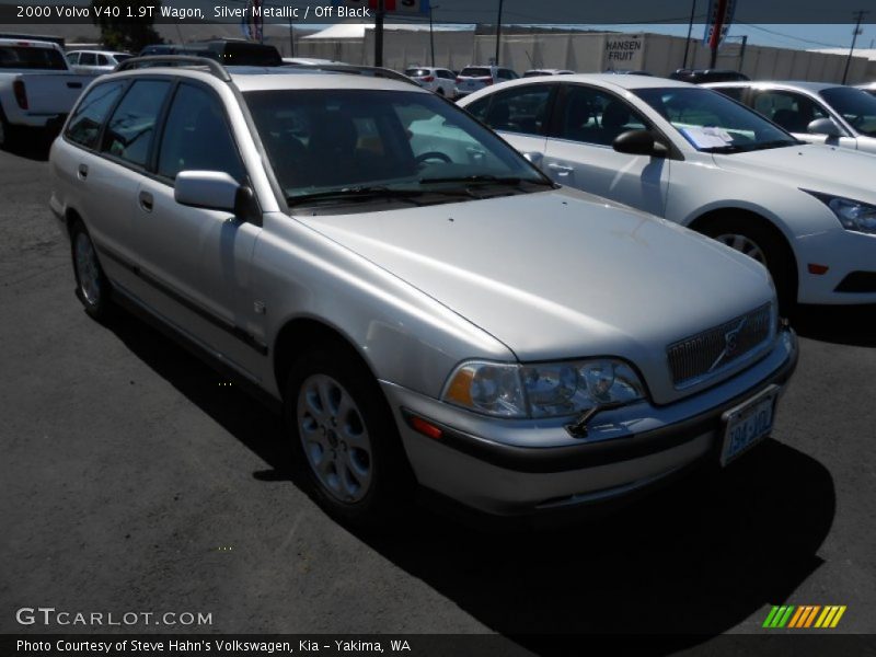 Silver Metallic / Off Black 2000 Volvo V40 1.9T Wagon