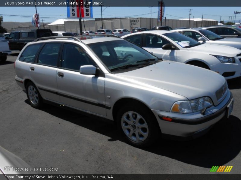 Silver Metallic / Off Black 2000 Volvo V40 1.9T Wagon
