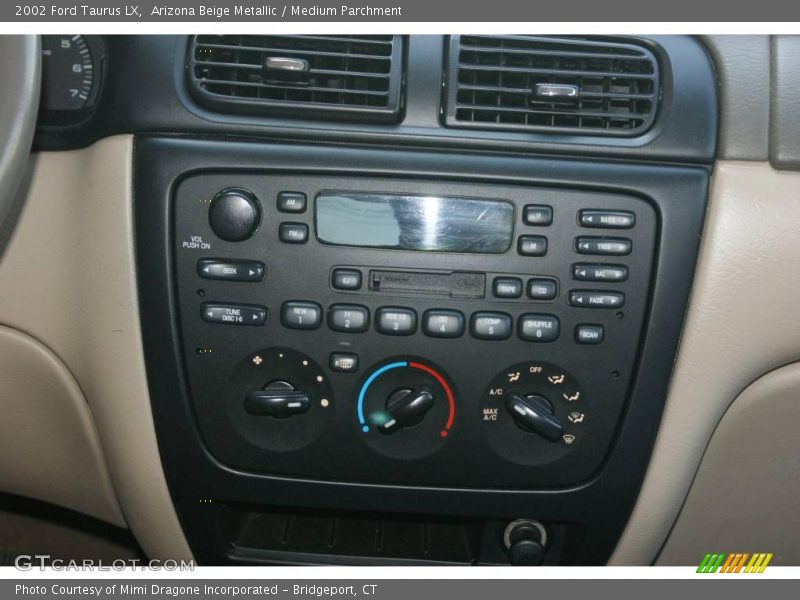 Arizona Beige Metallic / Medium Parchment 2002 Ford Taurus LX
