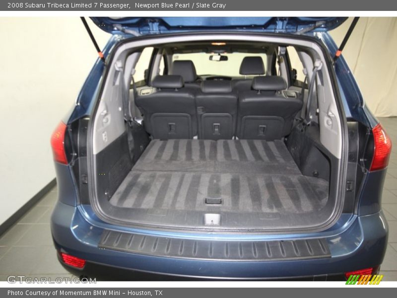  2008 Tribeca Limited 7 Passenger Trunk