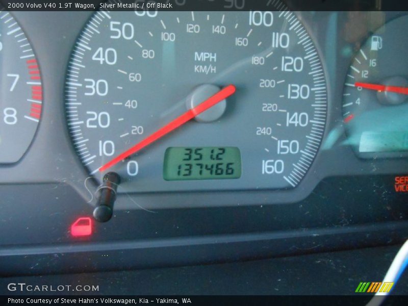 Silver Metallic / Off Black 2000 Volvo V40 1.9T Wagon
