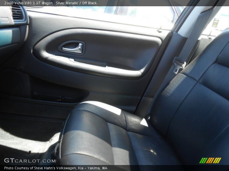 Silver Metallic / Off Black 2000 Volvo V40 1.9T Wagon