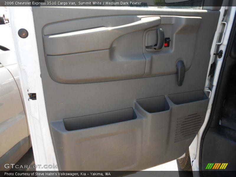 Summit White / Medium Dark Pewter 2006 Chevrolet Express 3500 Cargo Van