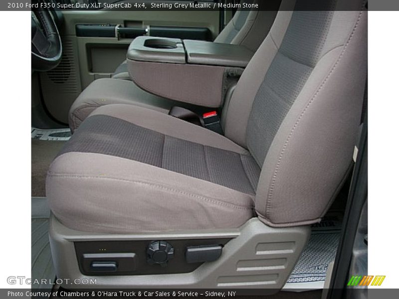 Front Seat of 2010 F350 Super Duty XLT SuperCab 4x4