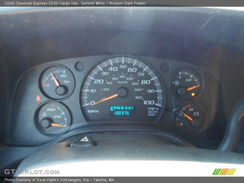 Summit White / Medium Dark Pewter 2006 Chevrolet Express 3500 Cargo Van