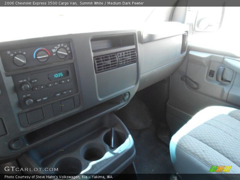 Summit White / Medium Dark Pewter 2006 Chevrolet Express 3500 Cargo Van