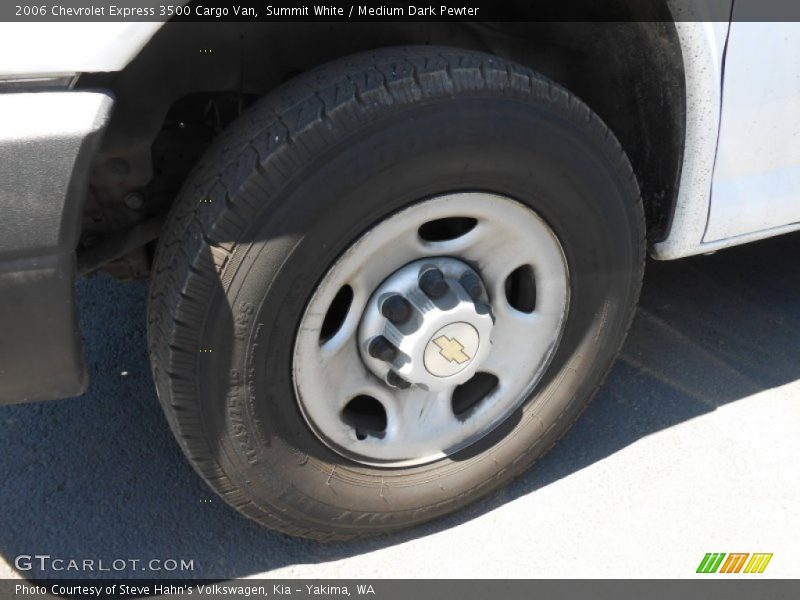 Summit White / Medium Dark Pewter 2006 Chevrolet Express 3500 Cargo Van