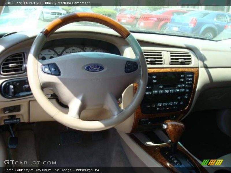 Black / Medium Parchment 2003 Ford Taurus SEL