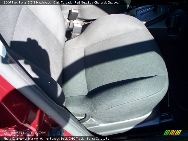 Dark Toreador Red Metallic / Charcoal/Charcoal 2006 Ford Focus ZX5 S Hatchback
