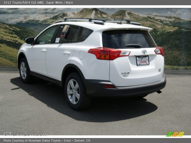 Super White / Black 2013 Toyota RAV4 XLE AWD