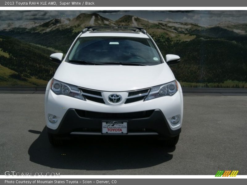 Super White / Black 2013 Toyota RAV4 XLE AWD