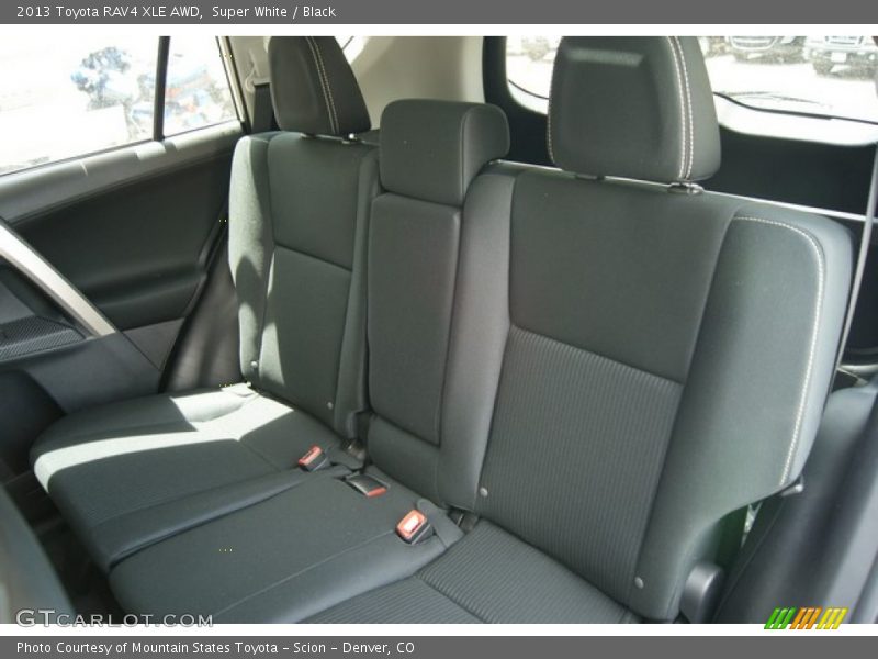 Super White / Black 2013 Toyota RAV4 XLE AWD