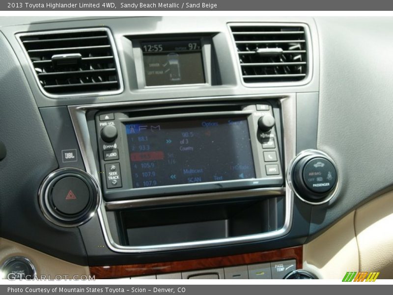 Sandy Beach Metallic / Sand Beige 2013 Toyota Highlander Limited 4WD