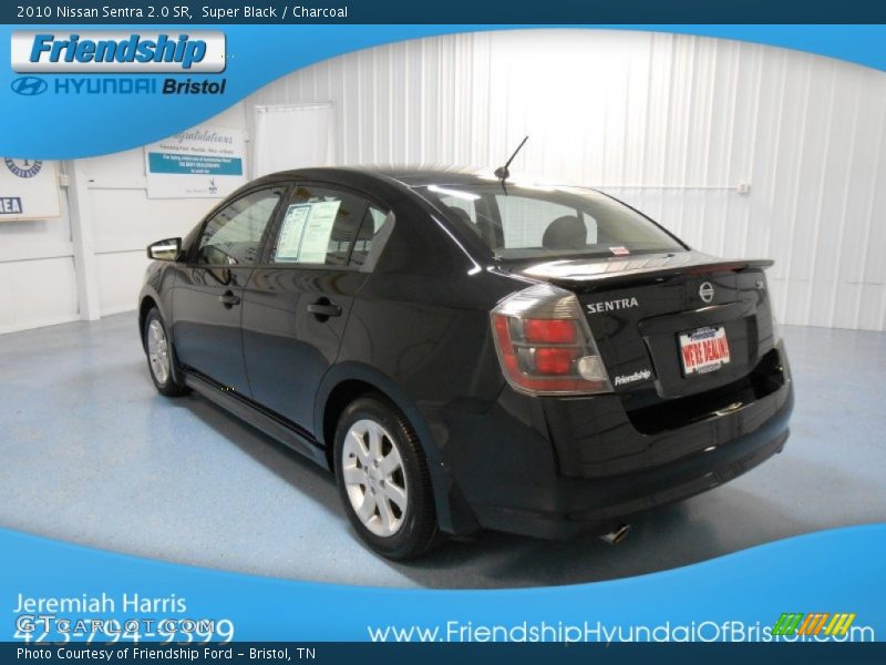 Super Black / Charcoal 2010 Nissan Sentra 2.0 SR