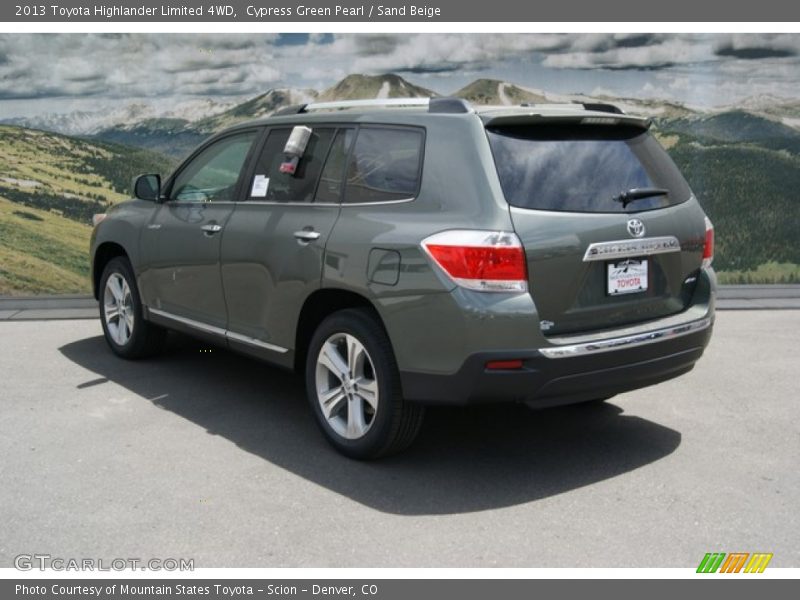 Cypress Green Pearl / Sand Beige 2013 Toyota Highlander Limited 4WD
