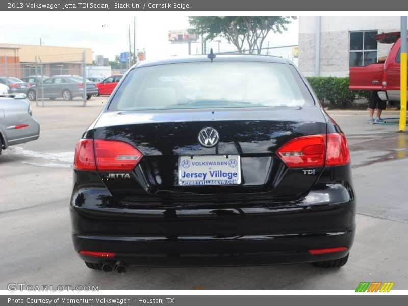 Black Uni / Cornsilk Beige 2013 Volkswagen Jetta TDI Sedan