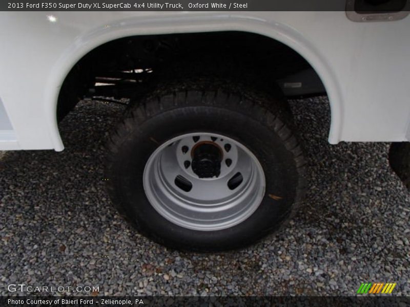 Oxford White / Steel 2013 Ford F350 Super Duty XL SuperCab 4x4 Utility Truck