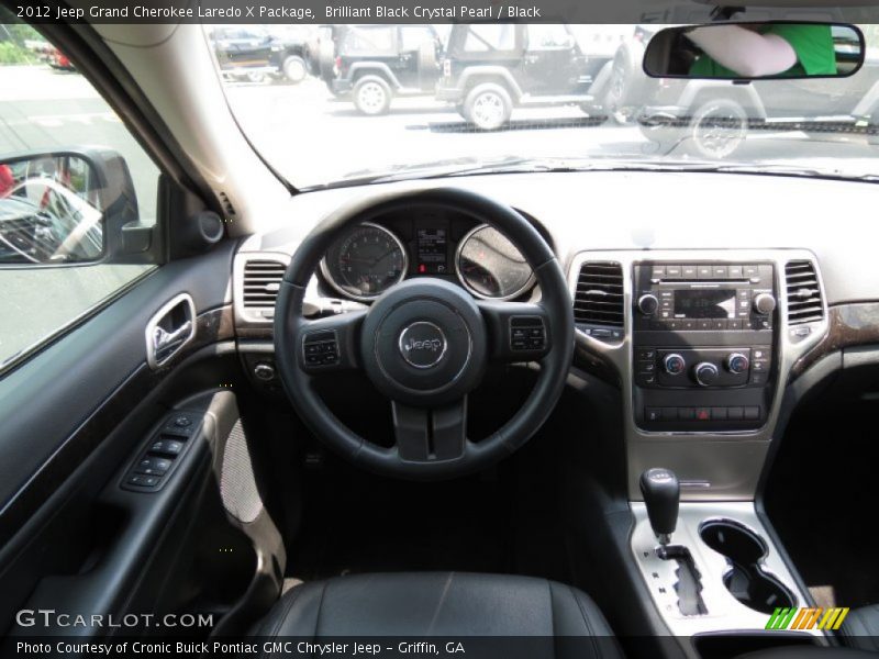 Brilliant Black Crystal Pearl / Black 2012 Jeep Grand Cherokee Laredo X Package