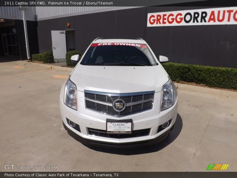 Platinum Ice Tricoat / Ebony/Titanium 2011 Cadillac SRX FWD