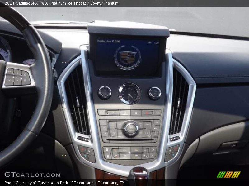 Platinum Ice Tricoat / Ebony/Titanium 2011 Cadillac SRX FWD