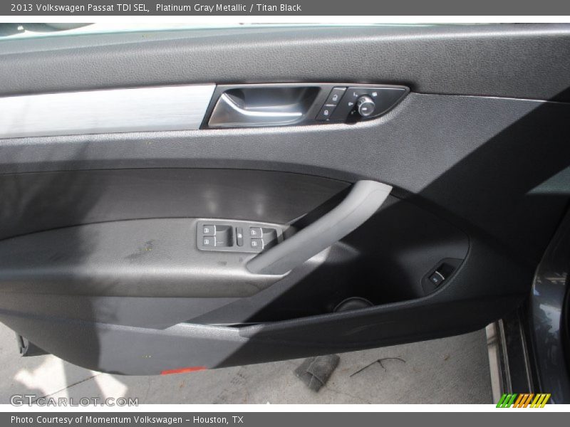 Platinum Gray Metallic / Titan Black 2013 Volkswagen Passat TDI SEL