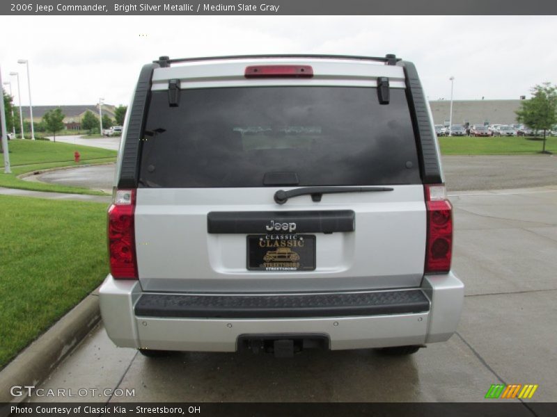 Bright Silver Metallic / Medium Slate Gray 2006 Jeep Commander
