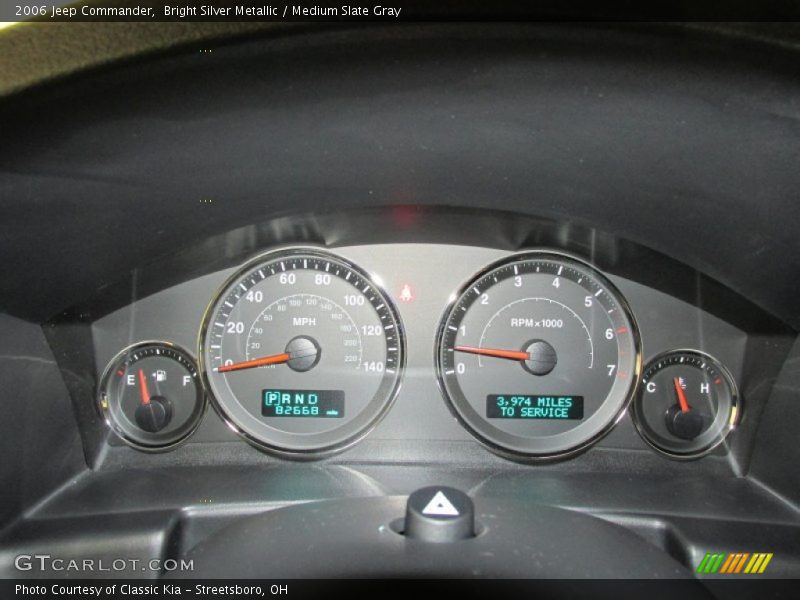 Bright Silver Metallic / Medium Slate Gray 2006 Jeep Commander