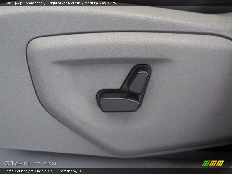 Bright Silver Metallic / Medium Slate Gray 2006 Jeep Commander