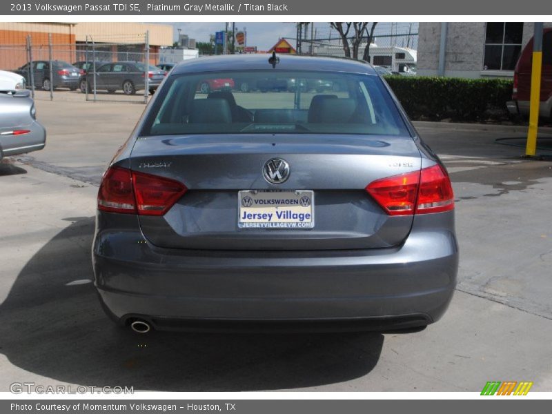 Platinum Gray Metallic / Titan Black 2013 Volkswagen Passat TDI SE