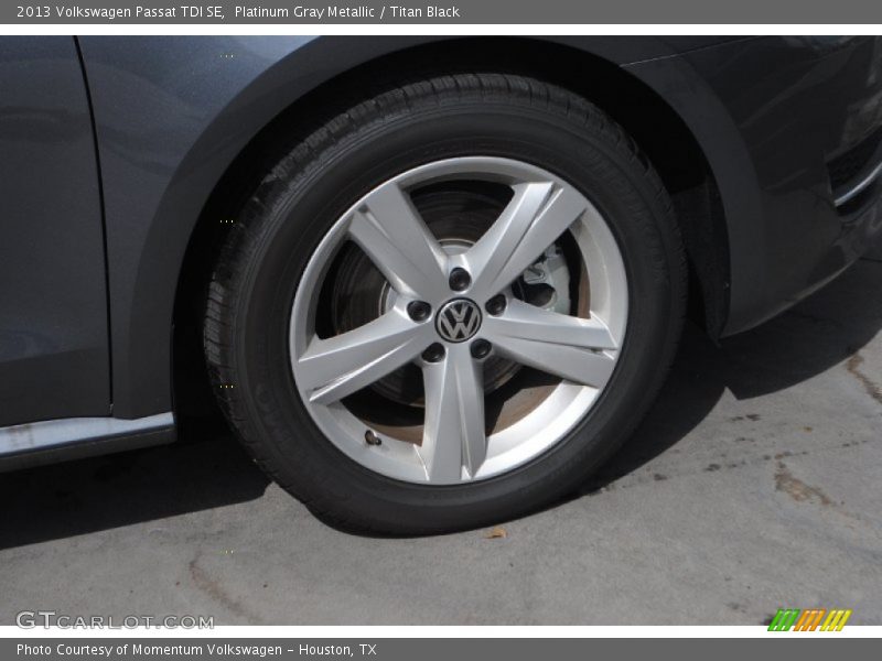 Platinum Gray Metallic / Titan Black 2013 Volkswagen Passat TDI SE