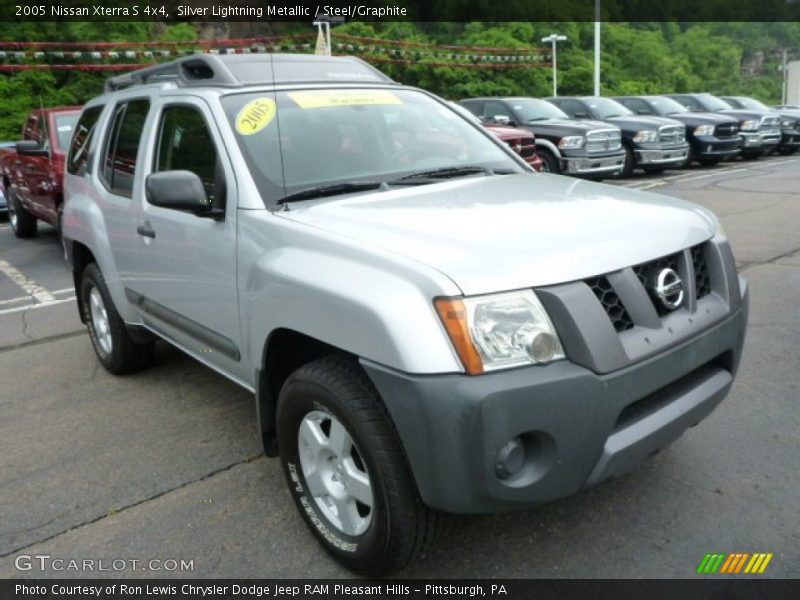 Silver Lightning Metallic / Steel/Graphite 2005 Nissan Xterra S 4x4