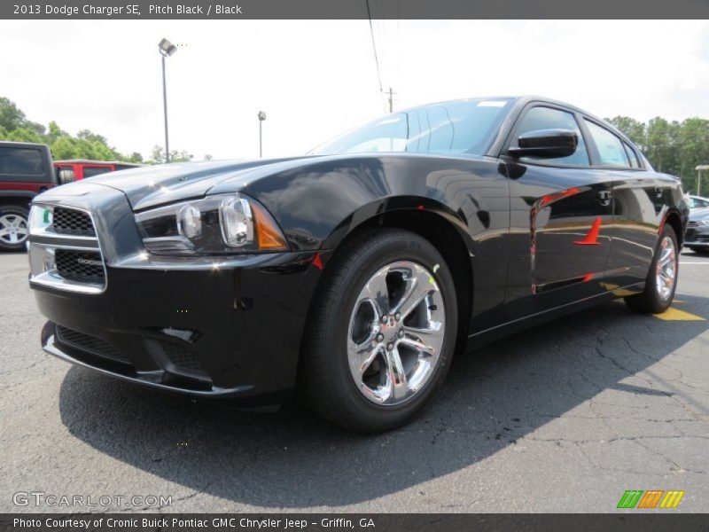 Pitch Black / Black 2013 Dodge Charger SE