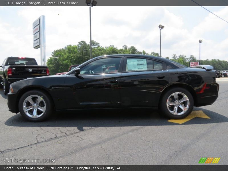 Pitch Black / Black 2013 Dodge Charger SE