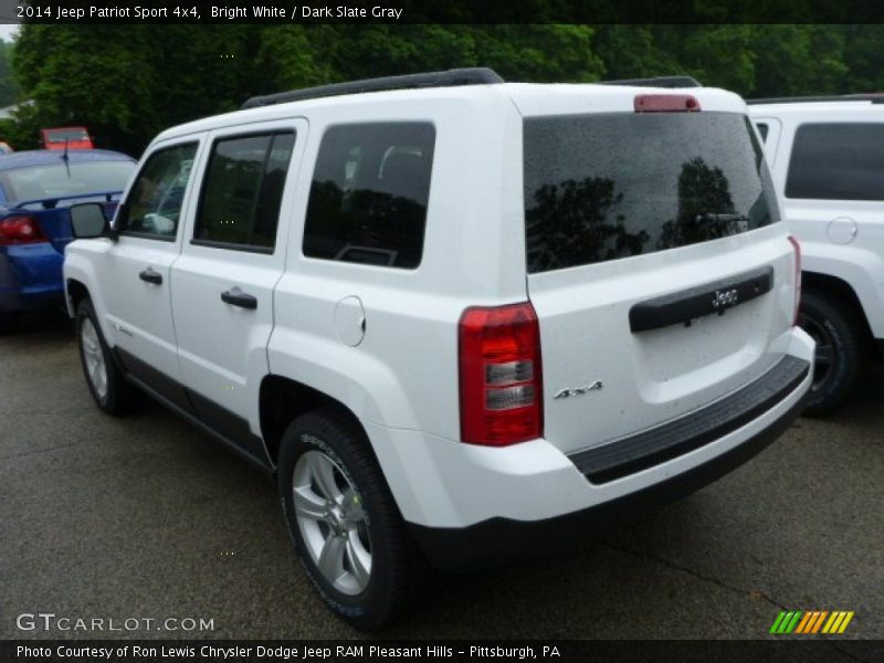 Bright White / Dark Slate Gray 2014 Jeep Patriot Sport 4x4