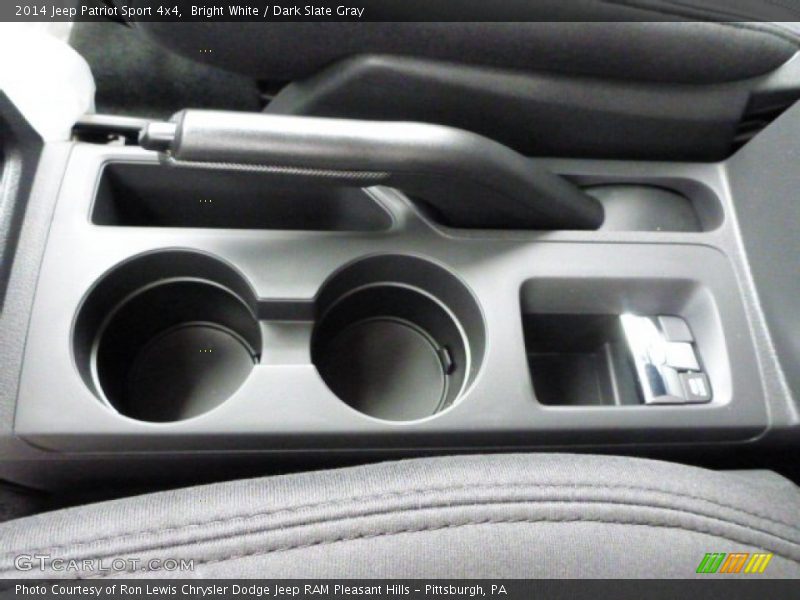 Bright White / Dark Slate Gray 2014 Jeep Patriot Sport 4x4
