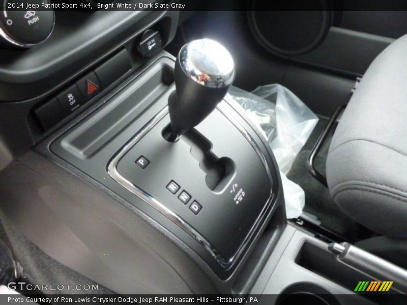 Bright White / Dark Slate Gray 2014 Jeep Patriot Sport 4x4