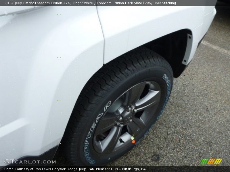 Bright White / Freedom Edition Dark Slate Gray/Silver Stitching 2014 Jeep Patriot Freedom Edition 4x4
