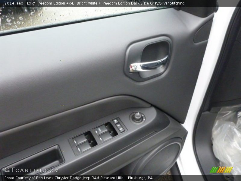 Bright White / Freedom Edition Dark Slate Gray/Silver Stitching 2014 Jeep Patriot Freedom Edition 4x4