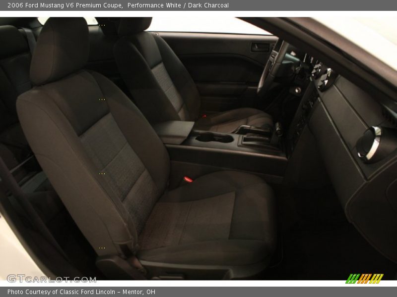 Performance White / Dark Charcoal 2006 Ford Mustang V6 Premium Coupe
