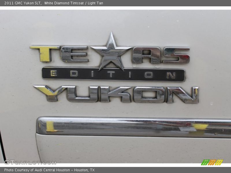 White Diamond Tintcoat / Light Tan 2011 GMC Yukon SLT