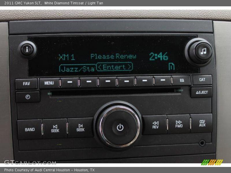 White Diamond Tintcoat / Light Tan 2011 GMC Yukon SLT
