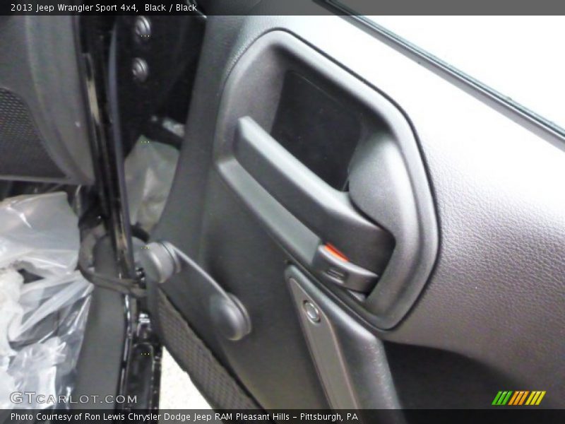 Black / Black 2013 Jeep Wrangler Sport 4x4