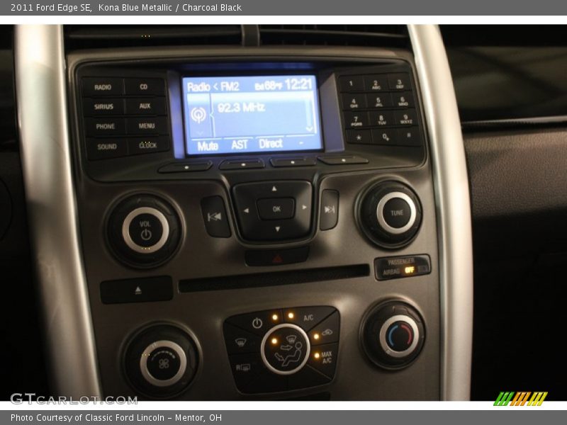 Kona Blue Metallic / Charcoal Black 2011 Ford Edge SE