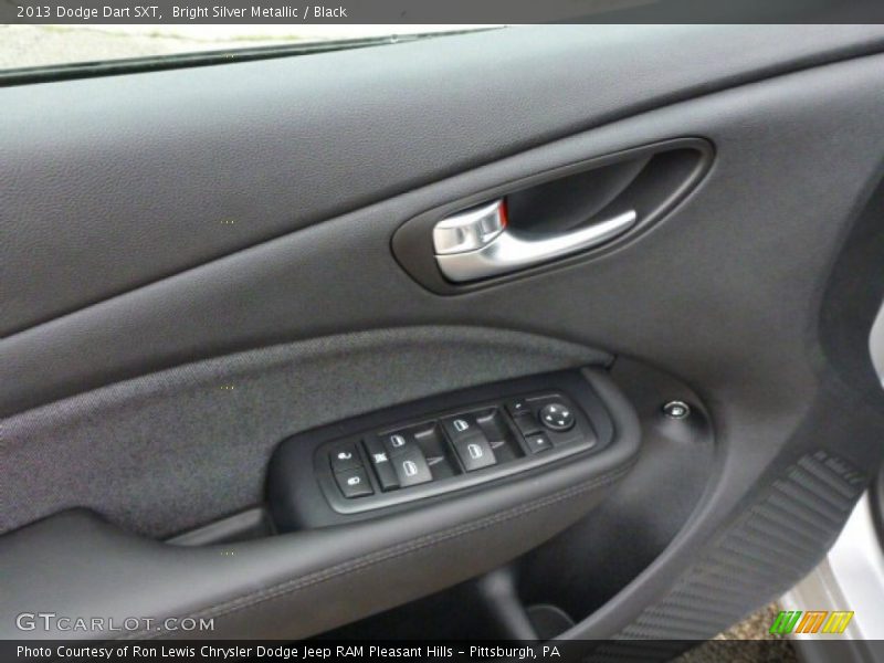 Bright Silver Metallic / Black 2013 Dodge Dart SXT